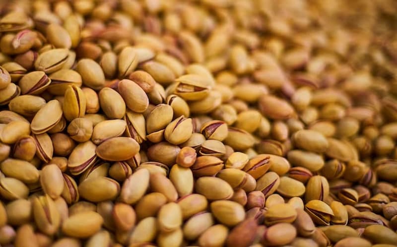 پسته زعفرانی گلستان با طعم متفاوت و بسته بندی مناسب